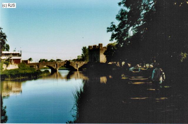 River Barrow, Athy, White Castle (c) IWS Verlag/RJS